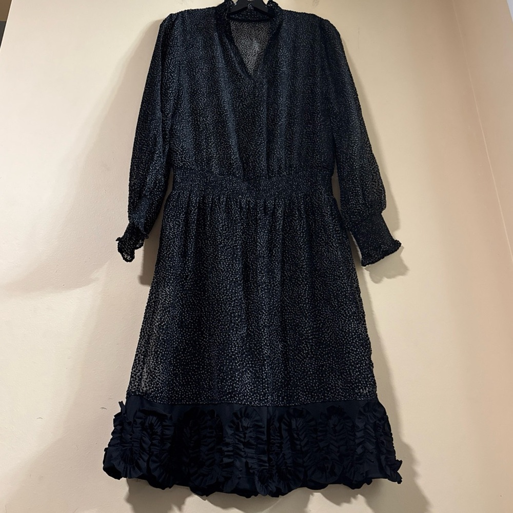 White House Black Market Dot Blouson Black Midi Dress Size Small